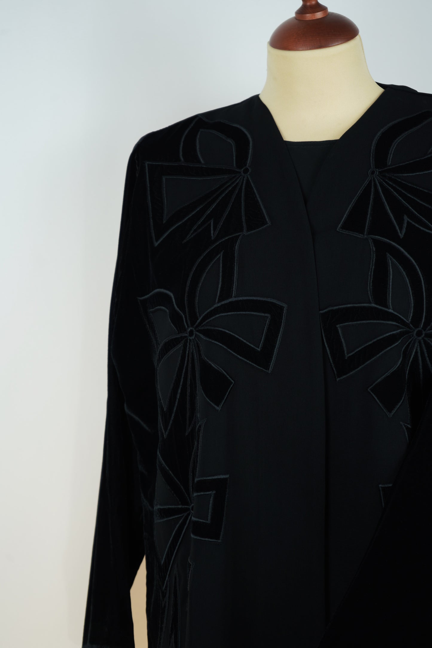 Abaya Paris night Model 2026-A0021