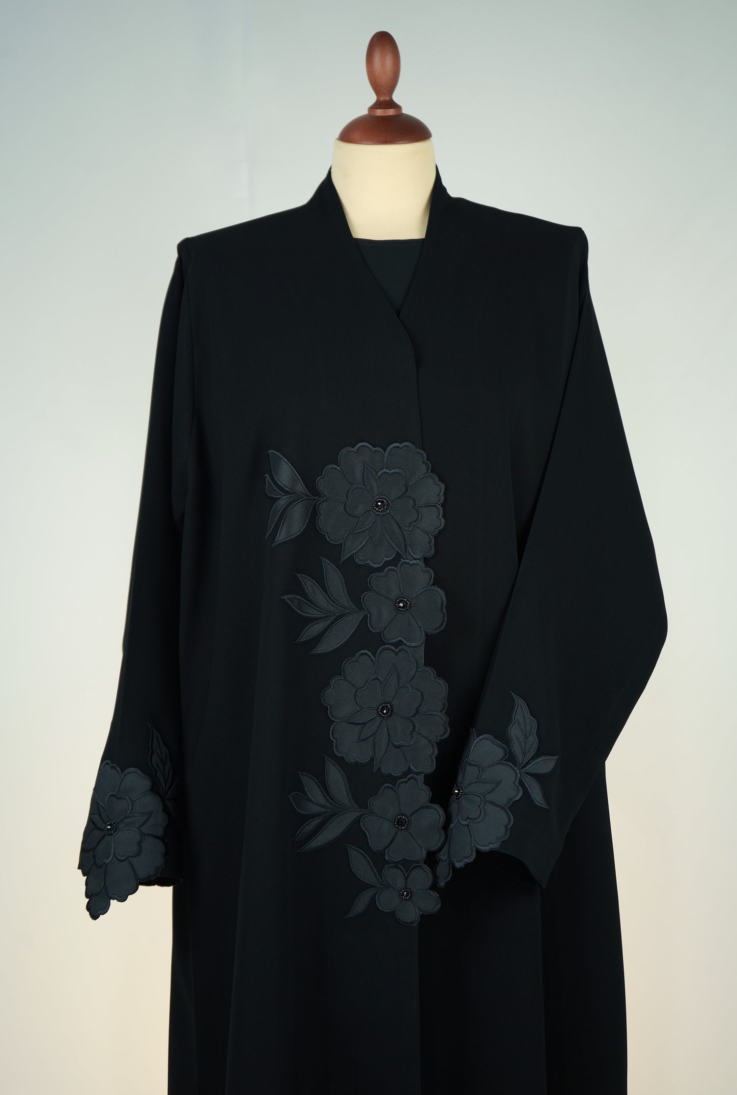 Tatreez Abaya