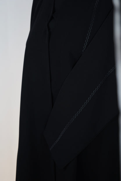 عباية تطريز سلسال أسود موديل 2026-A0011