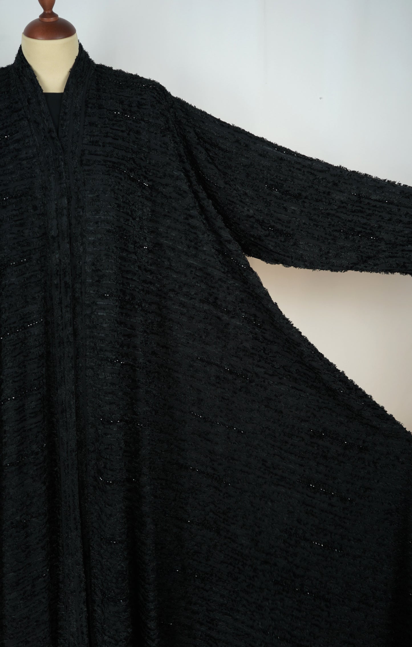 Abaya Shak feather Model 2026-A0025