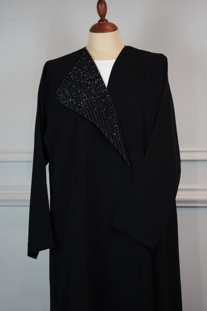 عباية بتصميم ياقة شاك، موديل 2026-A0014