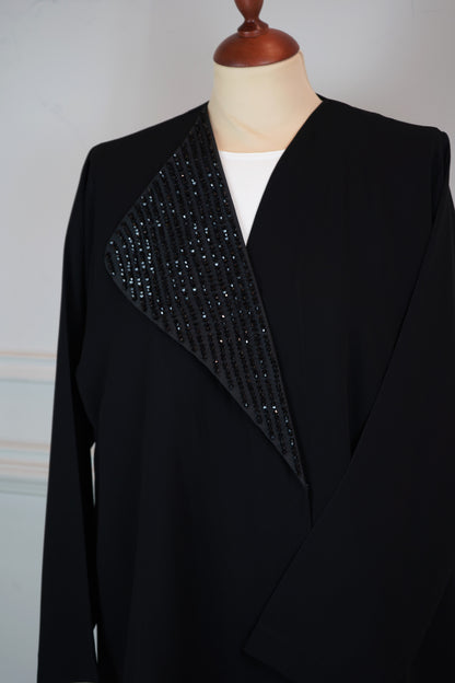 عباية بتصميم ياقة شاك، موديل 2026-A0014