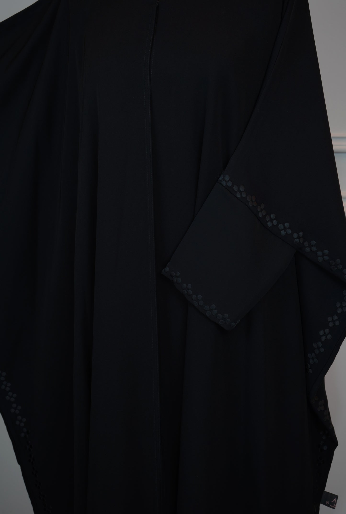 FORM-A Abaya Model 2026-A0040