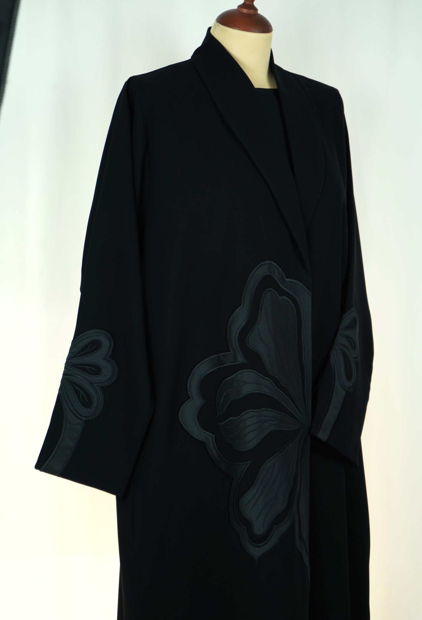 VELORIAS ROSEE Blazer Abaya Model 2026-A0056