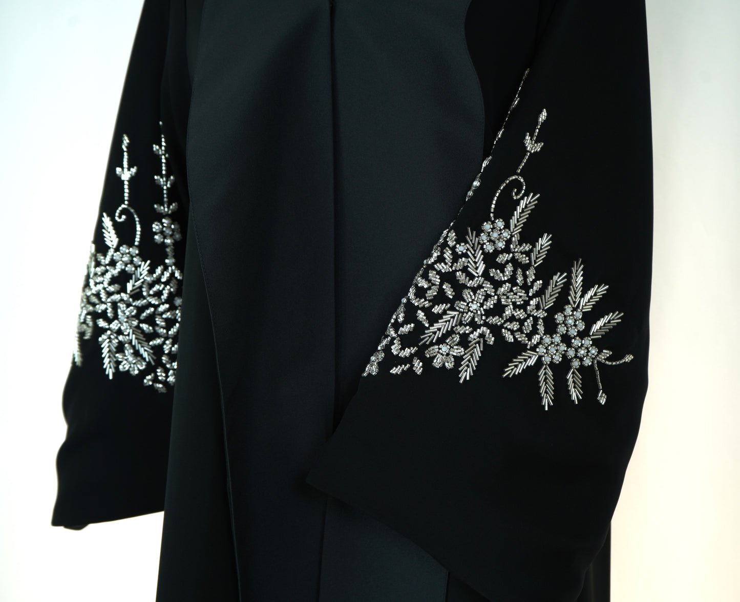 HAYATÉ END White Shak Abaya Model 2026-A0058