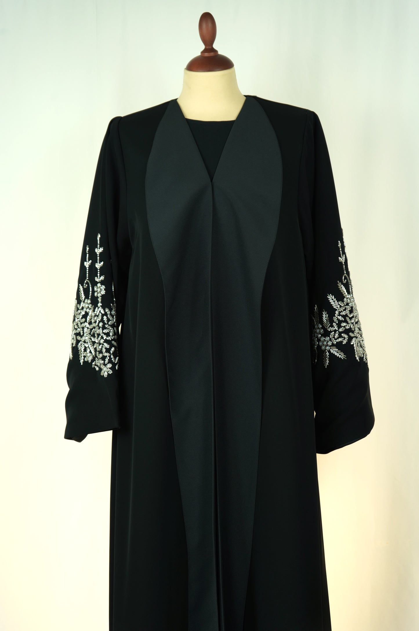 HAYATÉ END White Shak Abaya Model 2026-A0058