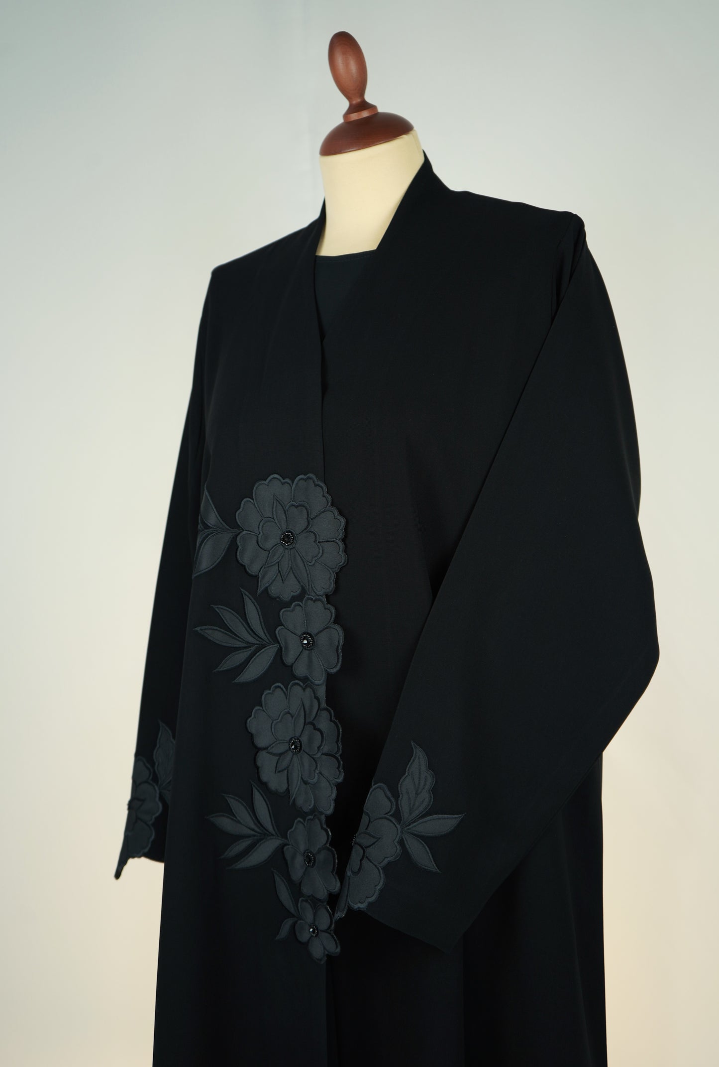 Crystal Flower Abaya Model 2026-A0063