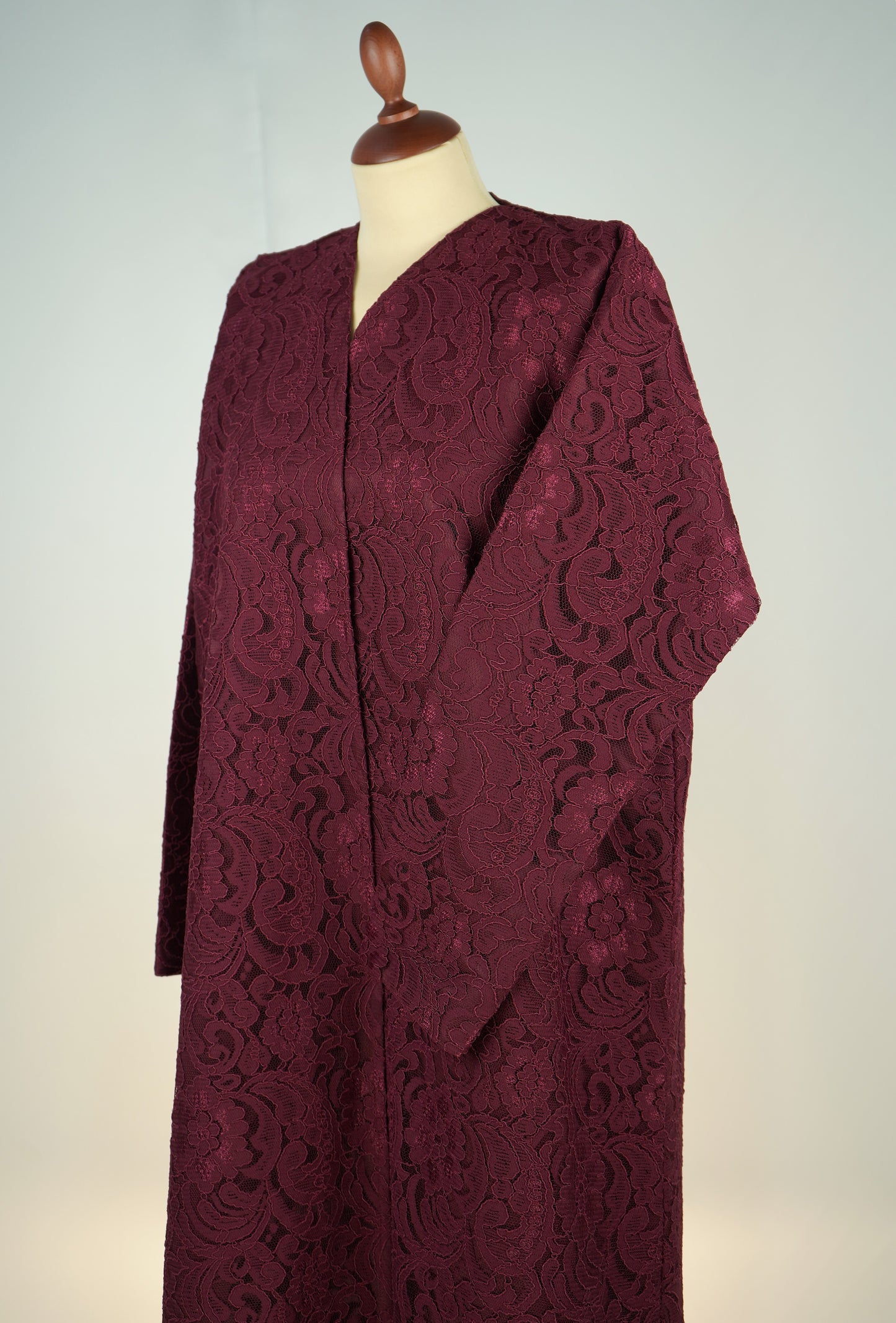 Classic Burgundy Dantel Abaya Model 2026-A0064