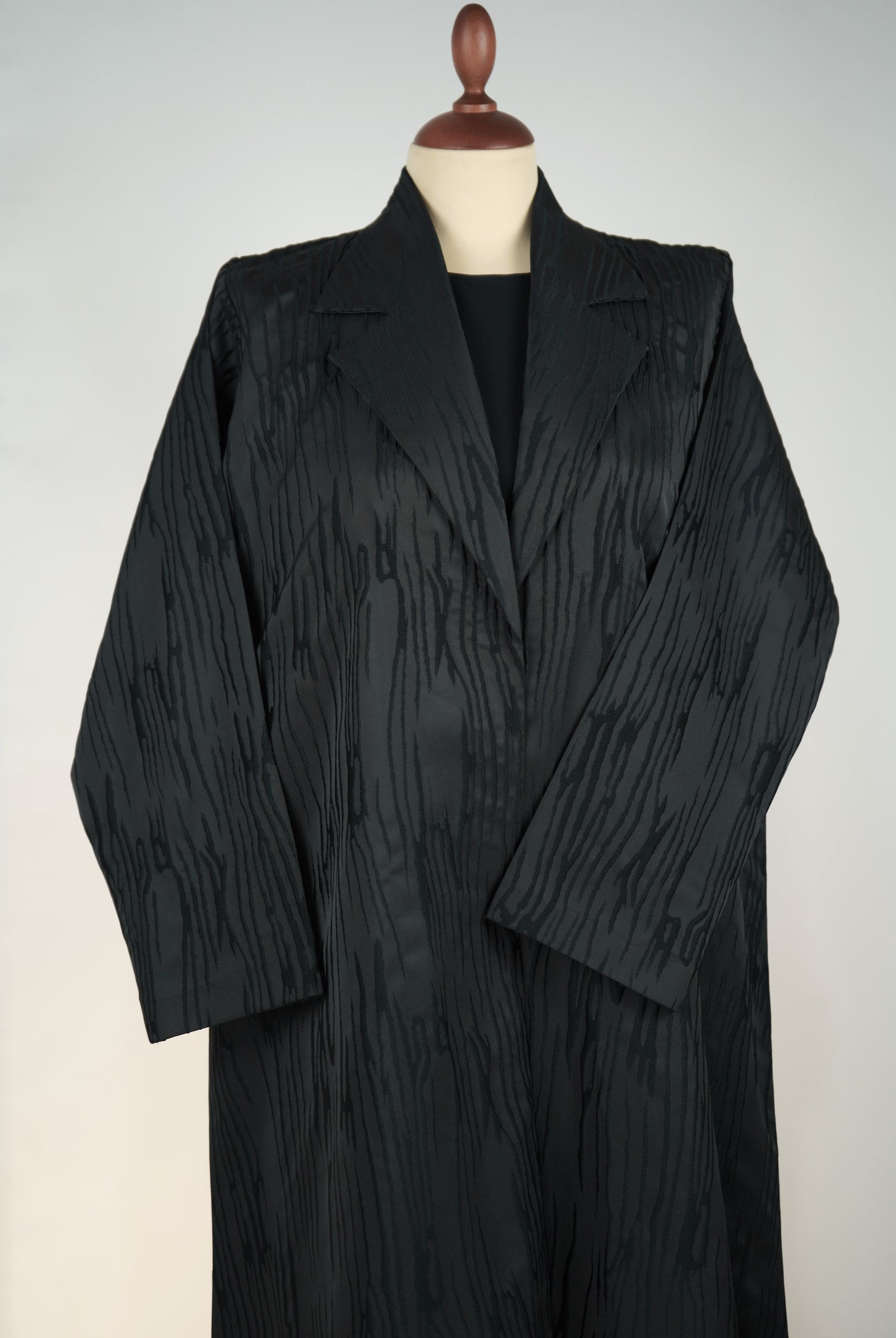 Black Line Jacquard Abaya Model 2026-A0071