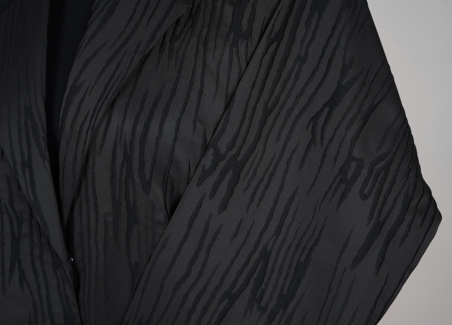 Black Line Jacquard Abaya Model 2026-A0071
