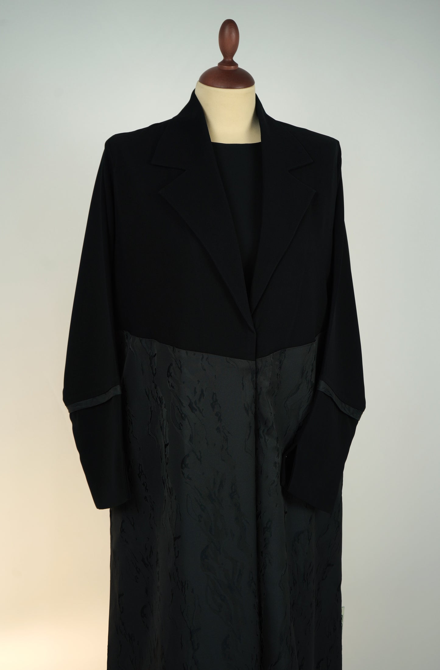 Contrasté Jacquard Coba Abaya Model 2026-A0070